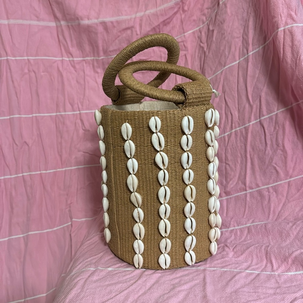 Handcrafted Shell Purse